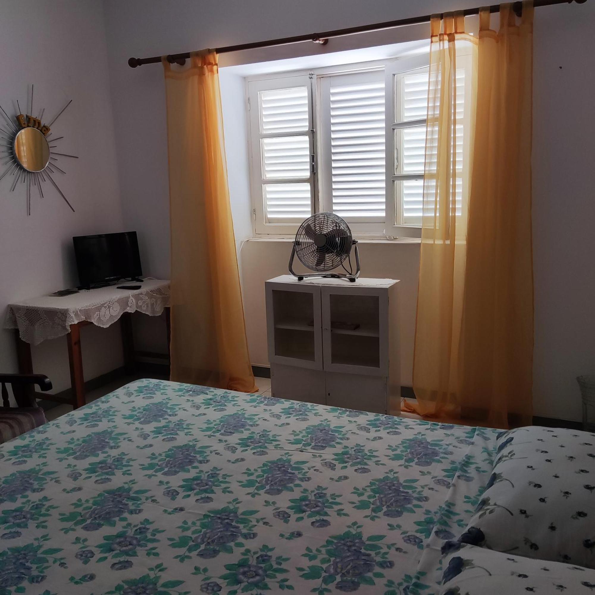 Chez Fred Bed & Breakfast Mindelo Exterior foto